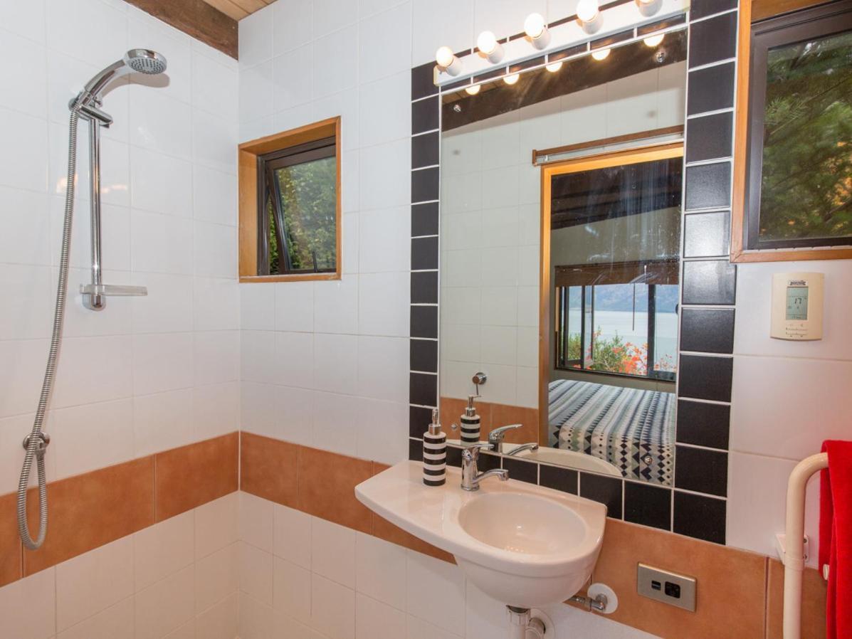 Crows Nest - Queenstown Holiday Home Eksteriør bilde